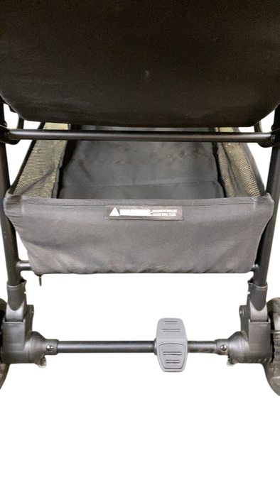 Shop Delta Children Jeep Altitude Compact Travel Stroller, 2024, Black at GoodBuy Gear