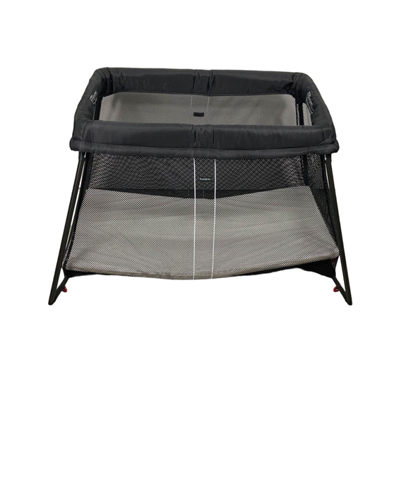 used BabyBjorn Travel Crib Light, Black