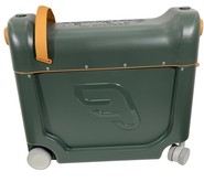 Shop Stokke JetKids BedBox, Golden Olive at GoodBuy Gear