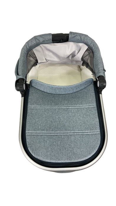 Shop UPPAbaby V2 Bassinet, Gregory (Blue Melange) at GoodBuy Gear