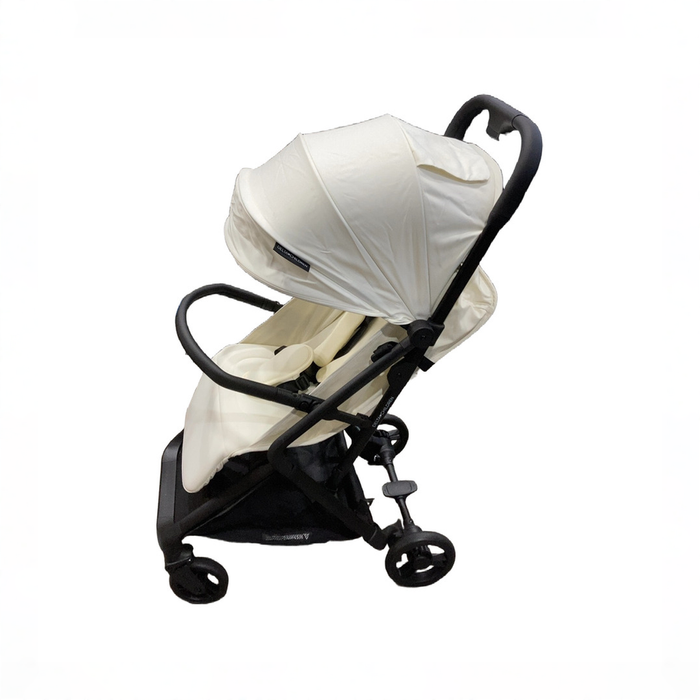 Shop Delta Children Icon Ultra Compact Travel Stroller, 2024, Cream at GoodBuy Gear