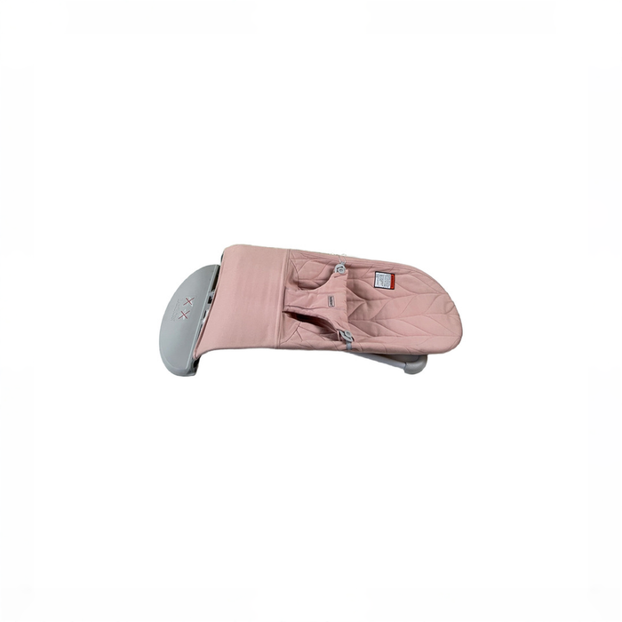 Shop BabyBjorn Bouncer Bliss, Dusty Pink Cotton Petal Quilt, Light Gray Frame at GoodBuy Gear