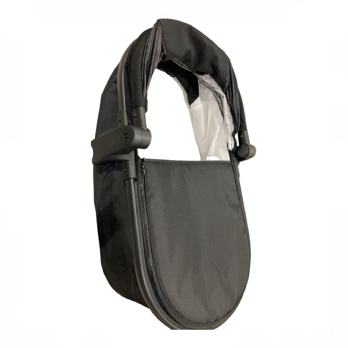 Shop Mockingbird Bassinet, 2026+, Black at GoodBuy Gear