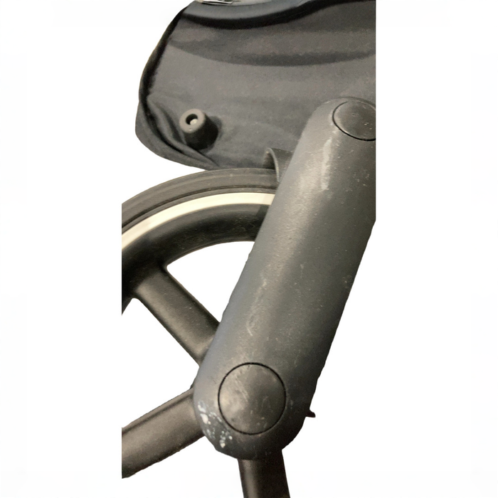 Shop Cybex Gazelle S Modular Stroller, 2023, Moon Black, Silver Frame at GoodBuy Gear