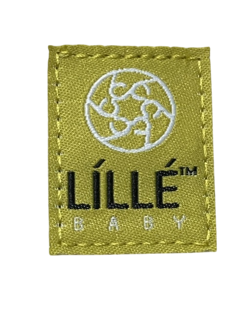 Shop Lillebaby Complete All Seasons Baby Carrier, Moonbeam at GoodBuy Gear