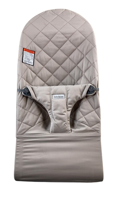 Shop BabyBjorn Bouncer Bliss, Dark Gray Frame, Sand Gray Cotton Classic Quilt at GoodBuy Gear