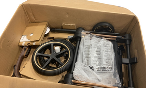 Shop Cybex Priam4 Stroller, 2025, Off White, Rose Gold at GoodBuy Gear
