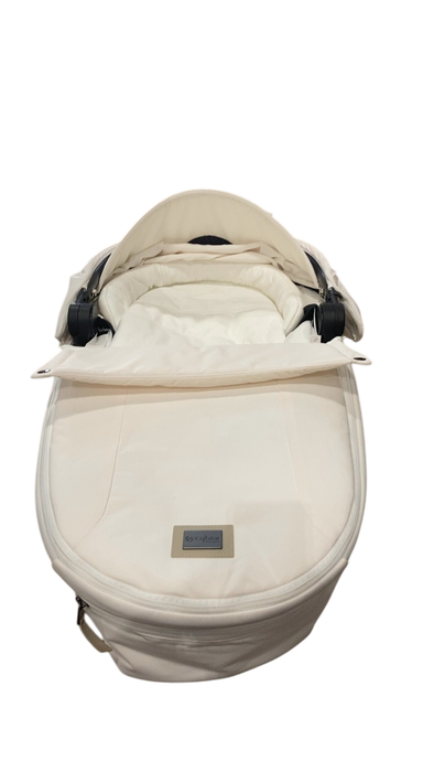 Shop Cybex MIOS LUX Carry Cot, Off White at GoodBuy Gear
