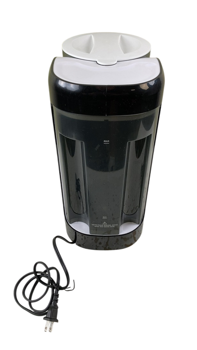 Shop Baby Brezza Formula Pro Advanced Baby Formula Dispenser, White on Black at GoodBuy Gear