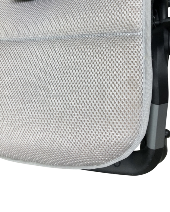 Shop Colugo Compact Stroller, 2023, Cool Grey at GoodBuy Gear