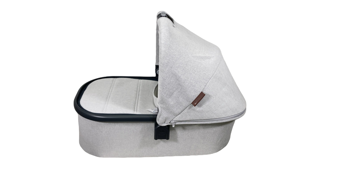 Shop UPPAbaby V2 Bassinet, Anthony (White & Grey Chenille) at GoodBuy Gear