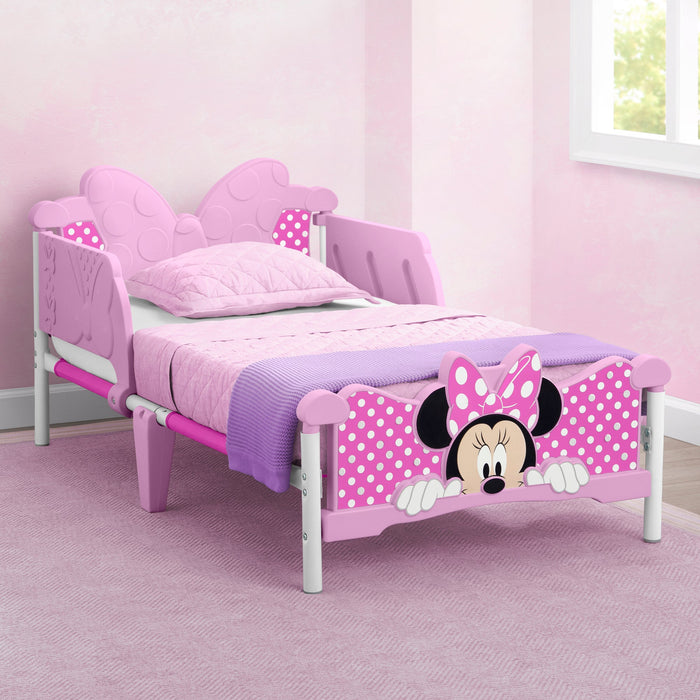 Delta Children Minnie Mouse 3D Toddler Bed