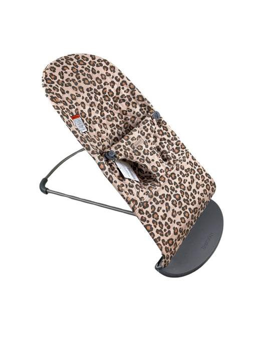 BabyBjorn Bouncer Bliss, Dark Gray Frame, Beige/Leopard Cotton Classic Quilt