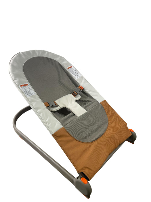 Boon Slant Bouncer, Oat/Camel