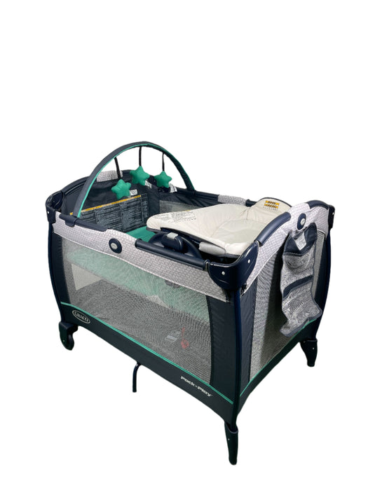 Graco Pack 'n Play Playard With Reversible Seat & Changer LX, Basin