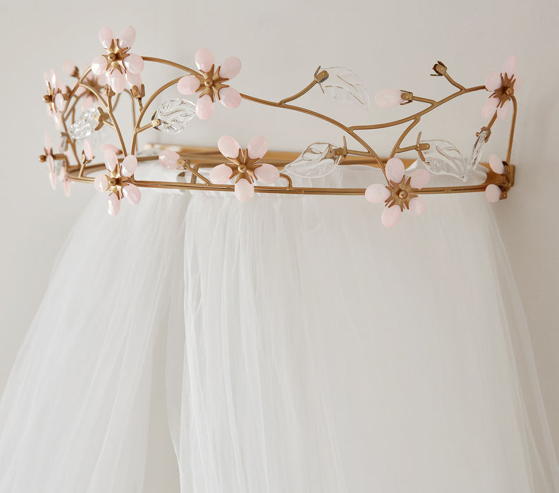 Shop Pottery Barn Kids Grace Cornice at GoodBuy Gear