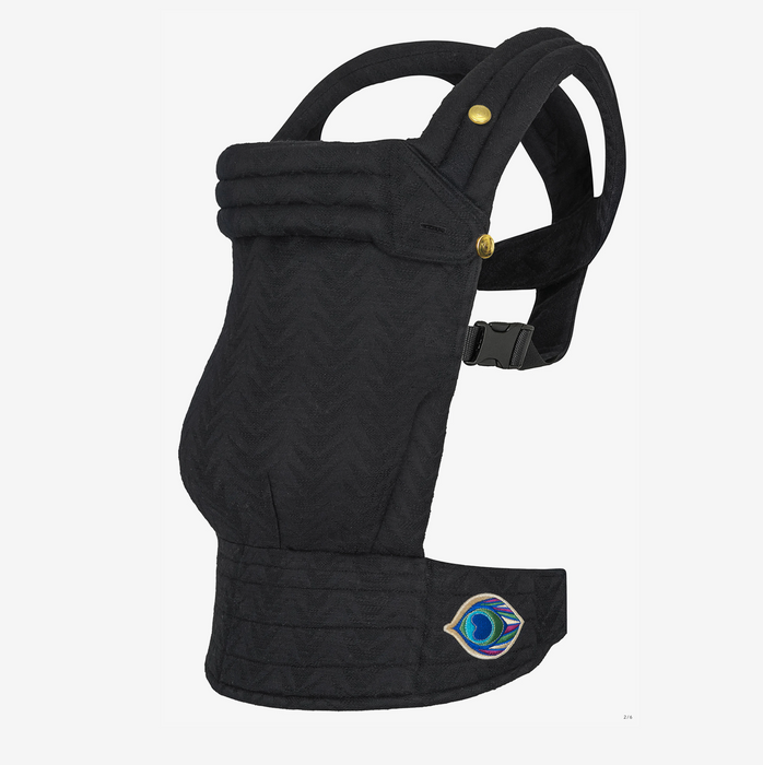 Shop Artipoppe Zeitgeist Cotton Carrier, Arrow Zorro at GoodBuy Gear