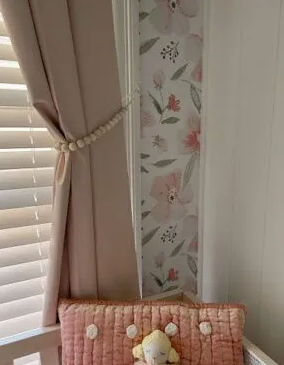 Crane Baby Wallpaper, Parker