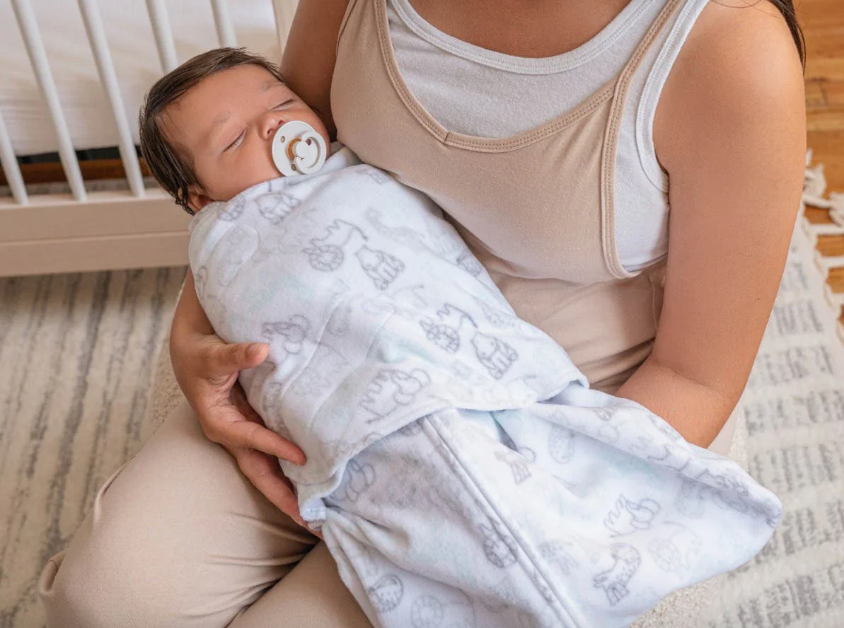 Halo Micro-Fleece Swaddle , Small, Animal Action