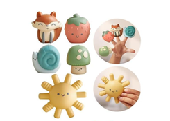 Shop Itzy Ritzy Finger Puppet Bath Toy Set, 5 Pack at GoodBuy Gear