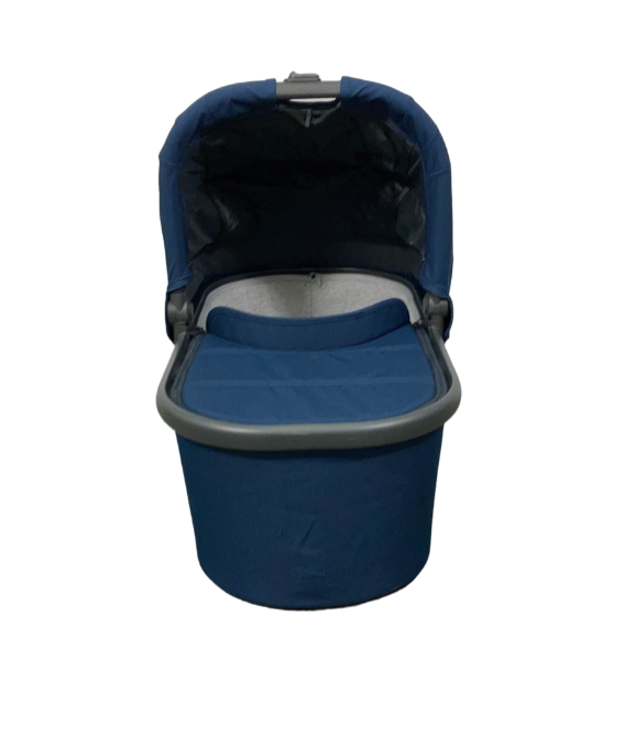 Shop UPPAbaby V2 Bassinet, Noa (Navy) at GoodBuy Gear