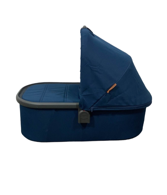 Shop UPPAbaby V2 Bassinet, Noa (Navy) at GoodBuy Gear