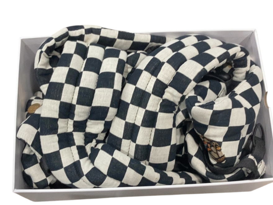 Mabē The Monarch Carrier, Ebony Check