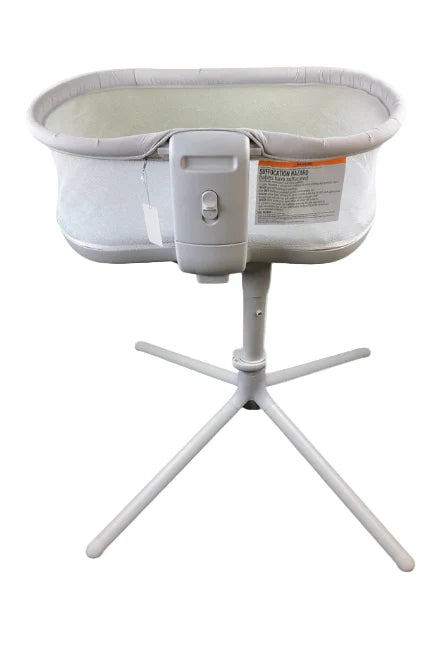 Shop Halo Bassinest Swivel Sleeper 3.0, Grey at GoodBuy Gear
