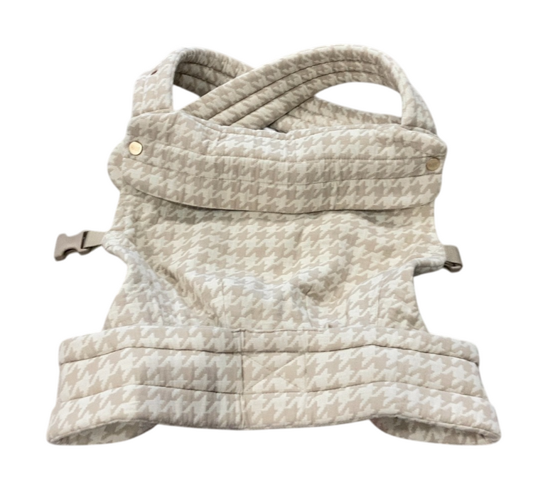 Mabē The Monarch Carrier, Houndstooth