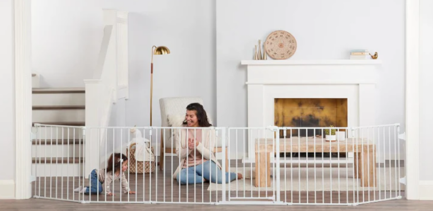 Regalo 2 in 1 Super Wide Safety Gate and Play Yard, 144"x28"