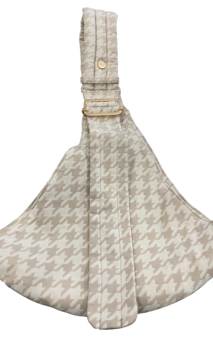 Mabē The Monarch Toddler Sling, Houndstooth