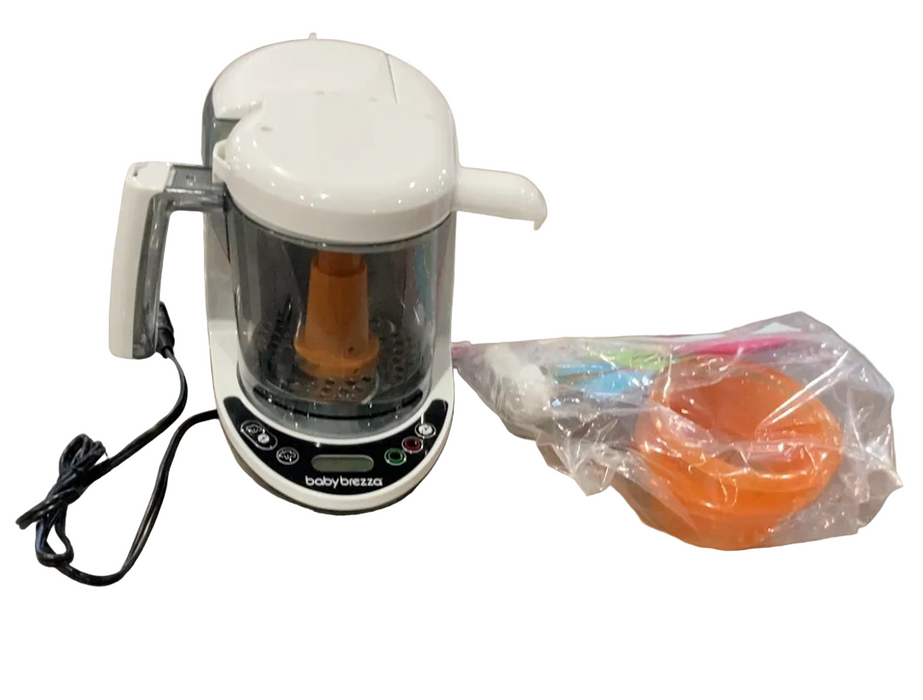 Baby Brezza One Step Food Maker Deluxe, White on Black