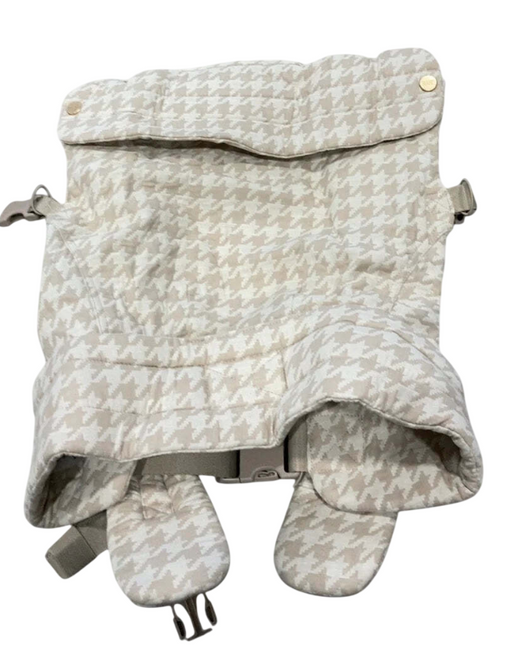 Shop Mabē The Monarch Carrier, Houndstooth at GoodBuy Gear