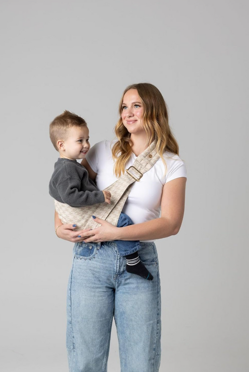 Shop Mabē The Monarch Toddler Sling, Houndstooth at GoodBuy Gear