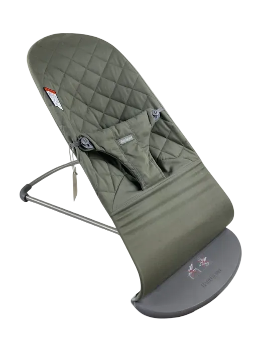 Shop BabyBjorn Bouncer Bliss, Dark Gray Frame, Dark Green Classic Quilt at GoodBuy Gear