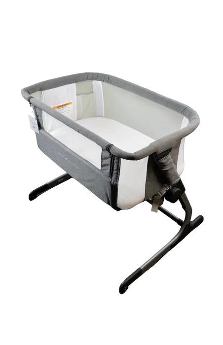 Shop Baby Delight Beside Me Dreamer Bassinet & Bedside Sleeper, Charcoal Tweed at GoodBuy Gear