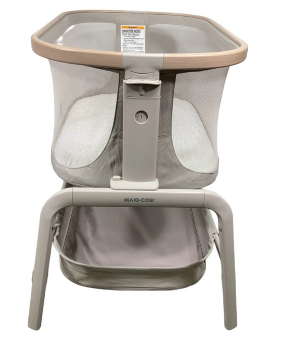 Shop Maxi-Cosi Iora Bedside Bassinet, Classic Oat at GoodBuy Gear