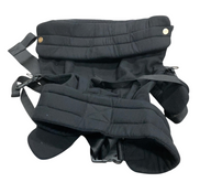 Shop Mabē The Monarch Carrier, Ebony at GoodBuy Gear