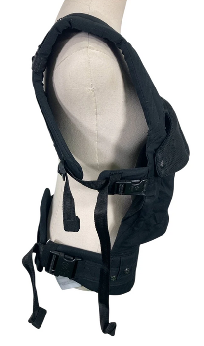 Shop Lillebaby Complete All Seasons Baby Carrier, Black at GoodBuy Gear