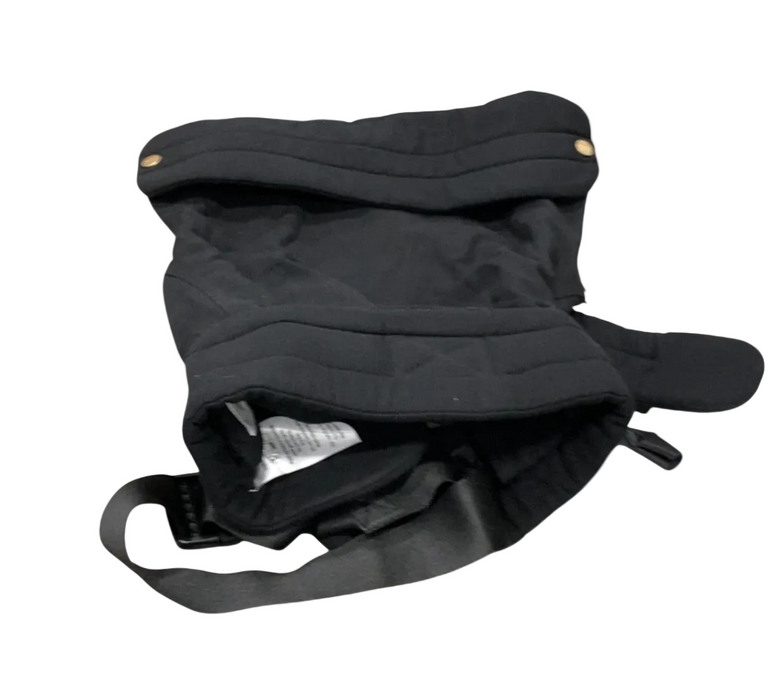 Shop Mabē The Monarch Carrier, Ebony at GoodBuy Gear