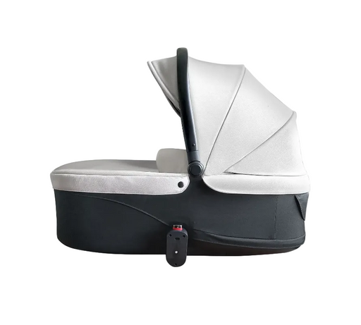 Shop Mima Creo Bassinet, White at GoodBuy Gear