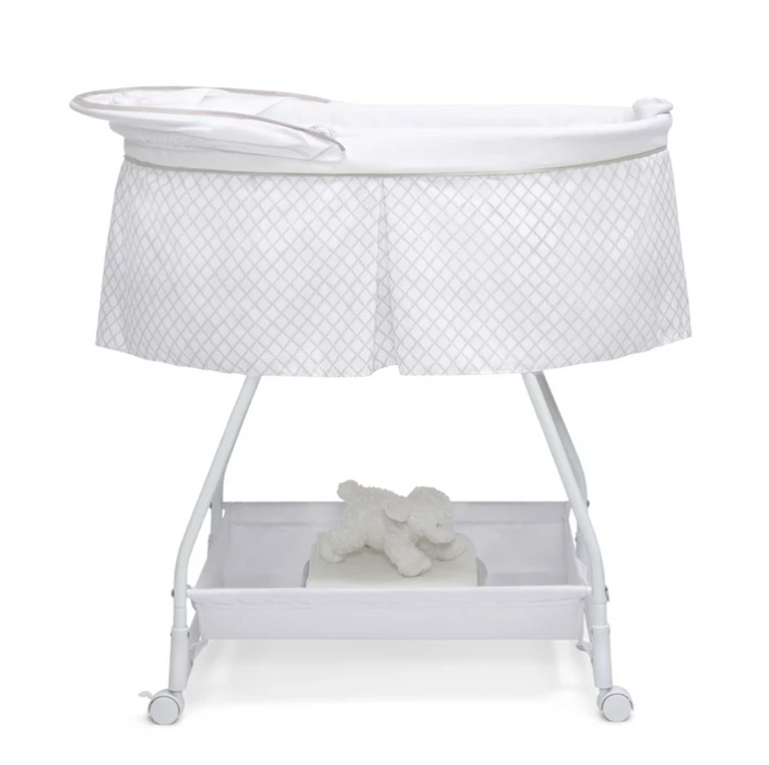 Delta Children Deluxe Soothing Dreams Bassinet, Grey Lattice