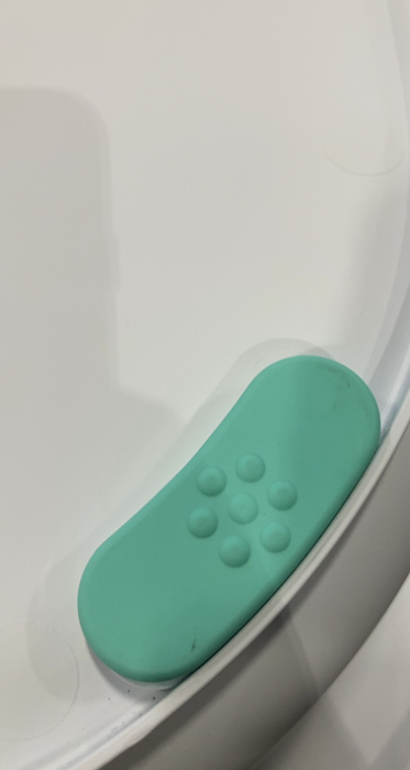 FridaBaby Grow-With-Me Bath Tub, Updated, Mesh Seat