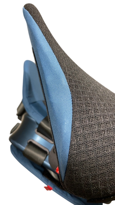 Shop WAYB Pico Portable Car Seat, 2022, Midnight Sky at GoodBuy Gear