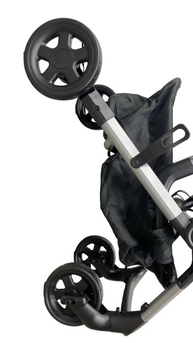Shop Colugo Compact Stroller, 2023, Navy at GoodBuy Gear