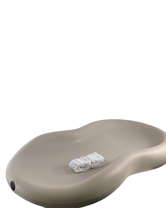 Shop Keekaroo Peanut Changing Pad, Vanilla at GoodBuy Gear