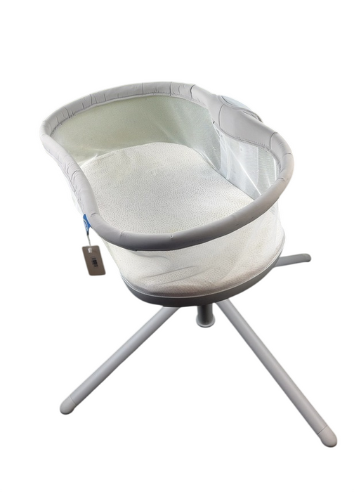 Shop Halo Bassinest Swivel Sleeper 3.0, Grey at GoodBuy Gear