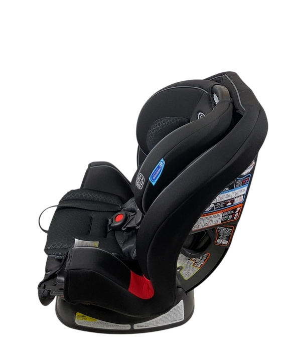 Shop Graco TrioGrow SnugLock 3-in-1 Car Seat, 2023, Leland at GoodBuy Gear