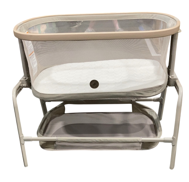 Shop Maxi-Cosi Iora Bedside Bassinet, Classic Oat at GoodBuy Gear
