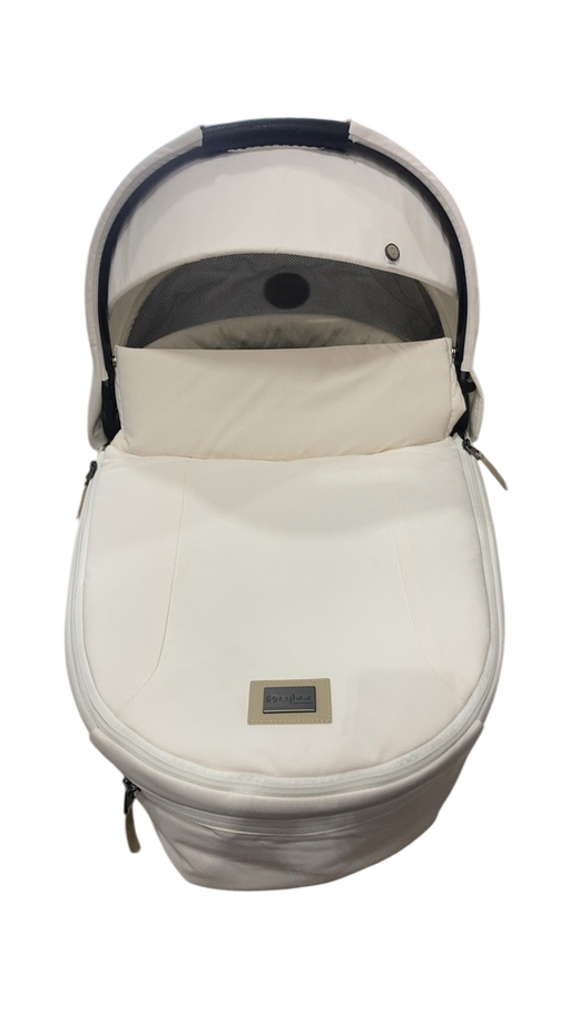 Shop Cybex MIOS LUX Carry Cot, Off White at GoodBuy Gear